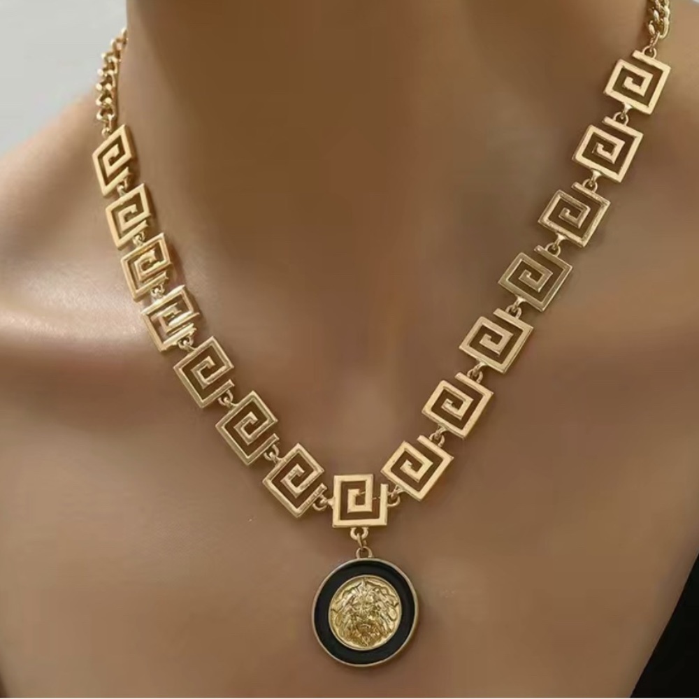 - Beautiful new necklace last one